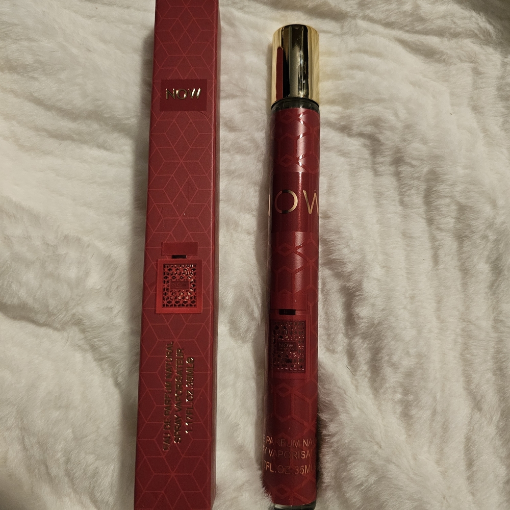 Lattafa Rave Now Rouge EDP spray - 35ml Travel Size